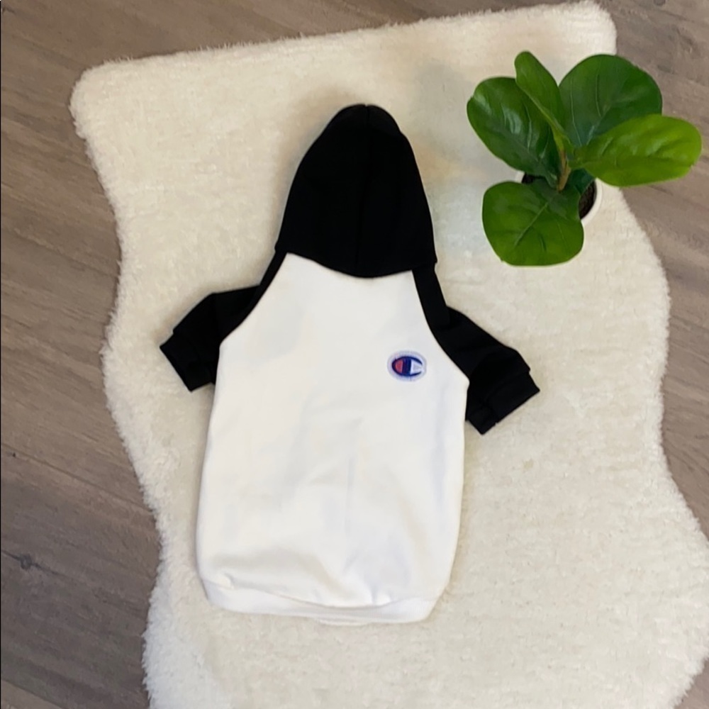 NWT Doggy Sweatshirt - Picture 2 of 5